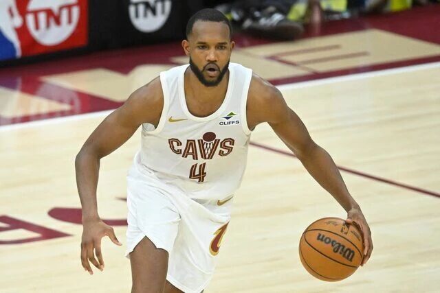 弱的球大郎, 奥基吉