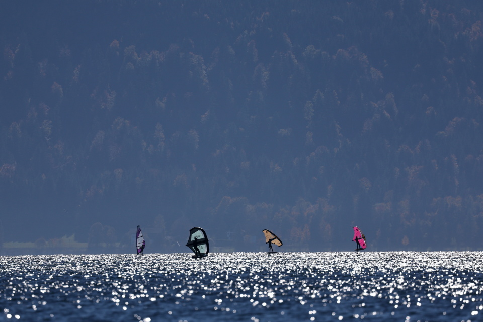 秋日阳光, 兴湖上享受, 欧新 秋日阳光, 兴湖上享受, 欧新